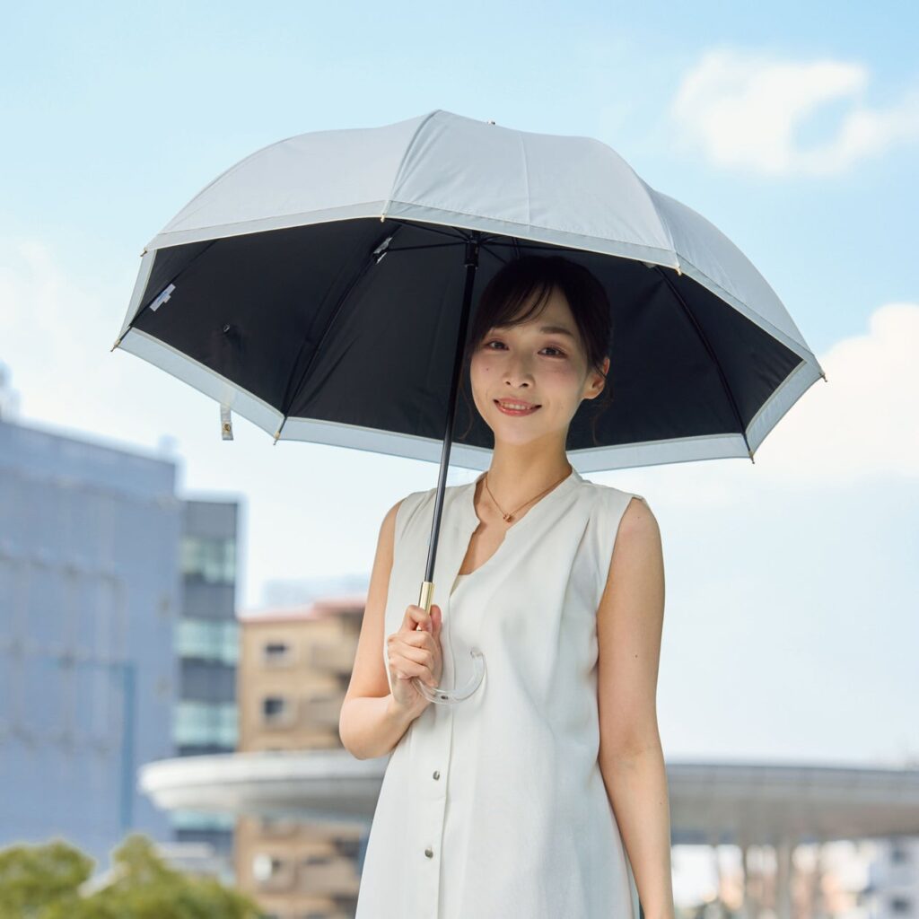 150通りから選べる。猛暑も雨も、これ一本で乗り切る高機能日傘